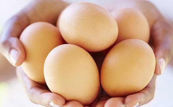 Những lưu ý khi sử dụng trứng gà như nguồn cung cấp Protein
