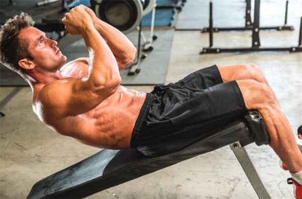 Gập bụng nâng người (sit up)