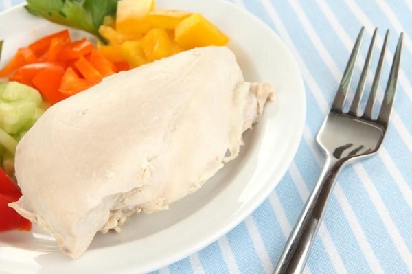 Ức gà luộc: Thay thế nguồn protein giàu chất béo