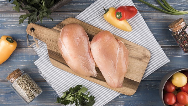 100g ức gà luộc bao nhiêu protein