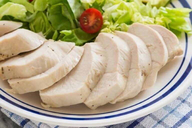 500g ức gà luộc bao nhiêu protein & Bí quyết ăn kiêng khỏe